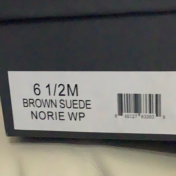 J/Slide Suede Norie High Shaft Sporty Brown Boots
Size 6.5 New in Box - Picture 6 of 6